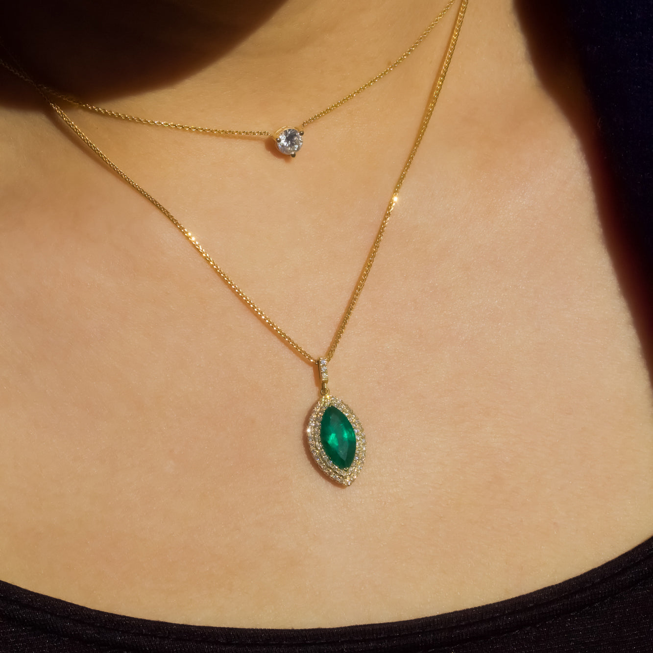 1.96 Carat Natural Green Emerald Eye Necklace